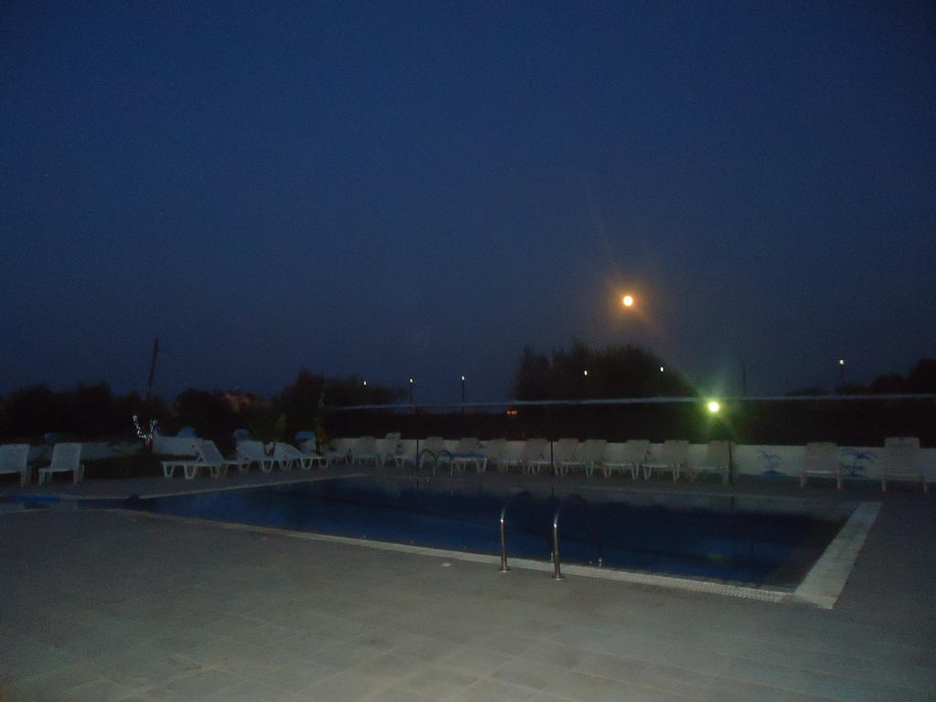 Eleni'S Apartments Afantou Phòng bức ảnh
