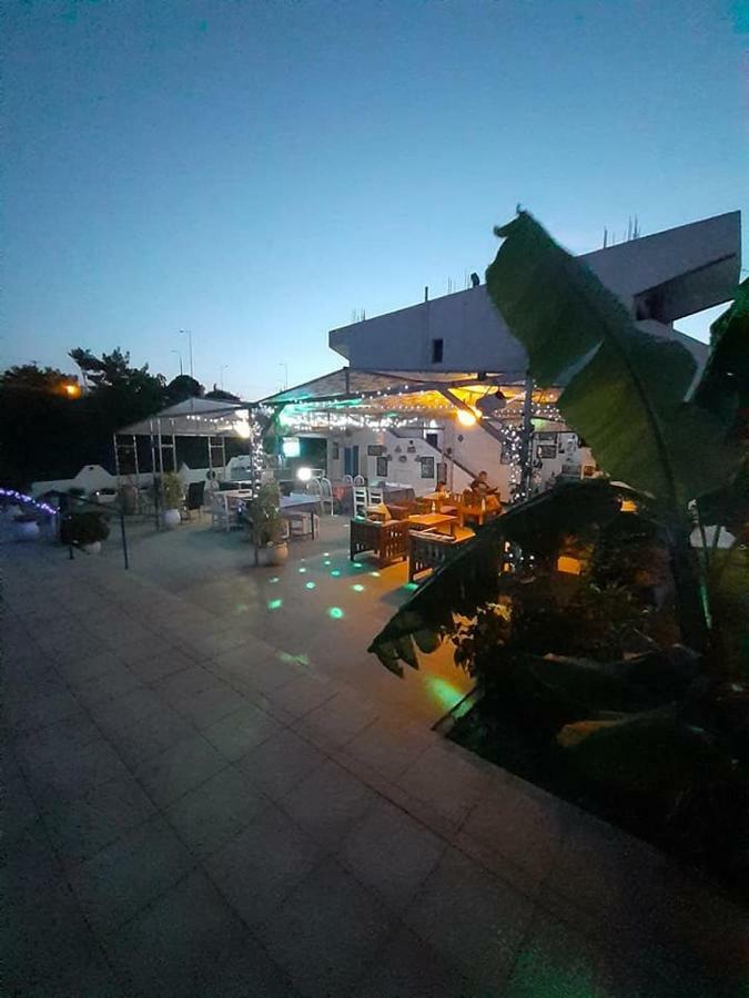 Eleni'S Apartments Afantou Ngoại thất bức ảnh